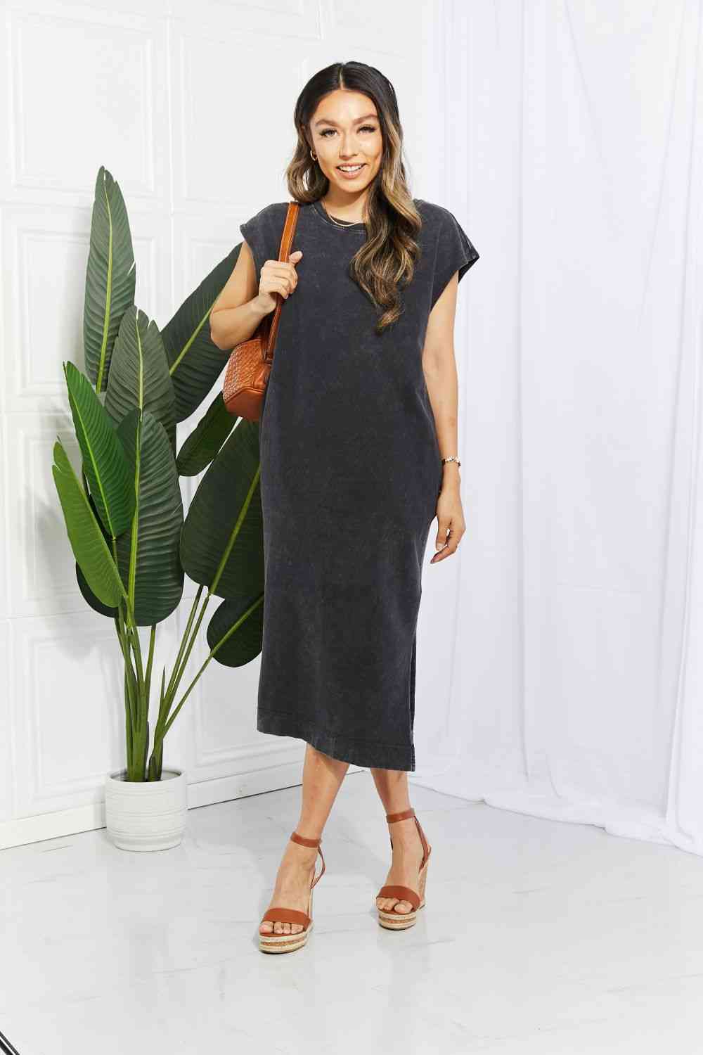 06cc10e78abe4d9e846a2b5d6110e969-Min